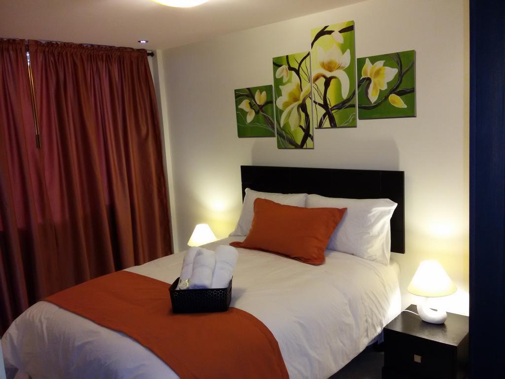 Hotel Las Mercedes Airport-Quito Tababela Δωμάτιο φωτογραφία