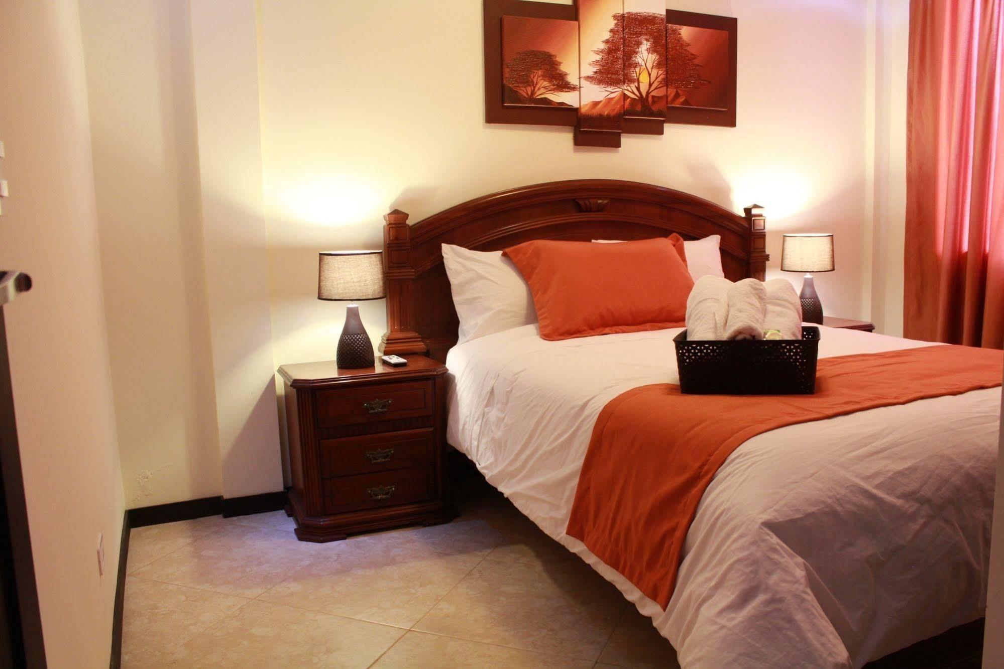 Hotel Las Mercedes Airport-Quito Tababela Εξωτερικό φωτογραφία